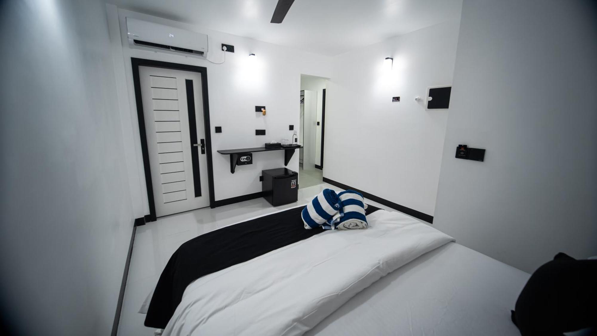 Sunset Beach Stay At Mathiveri Esterno foto