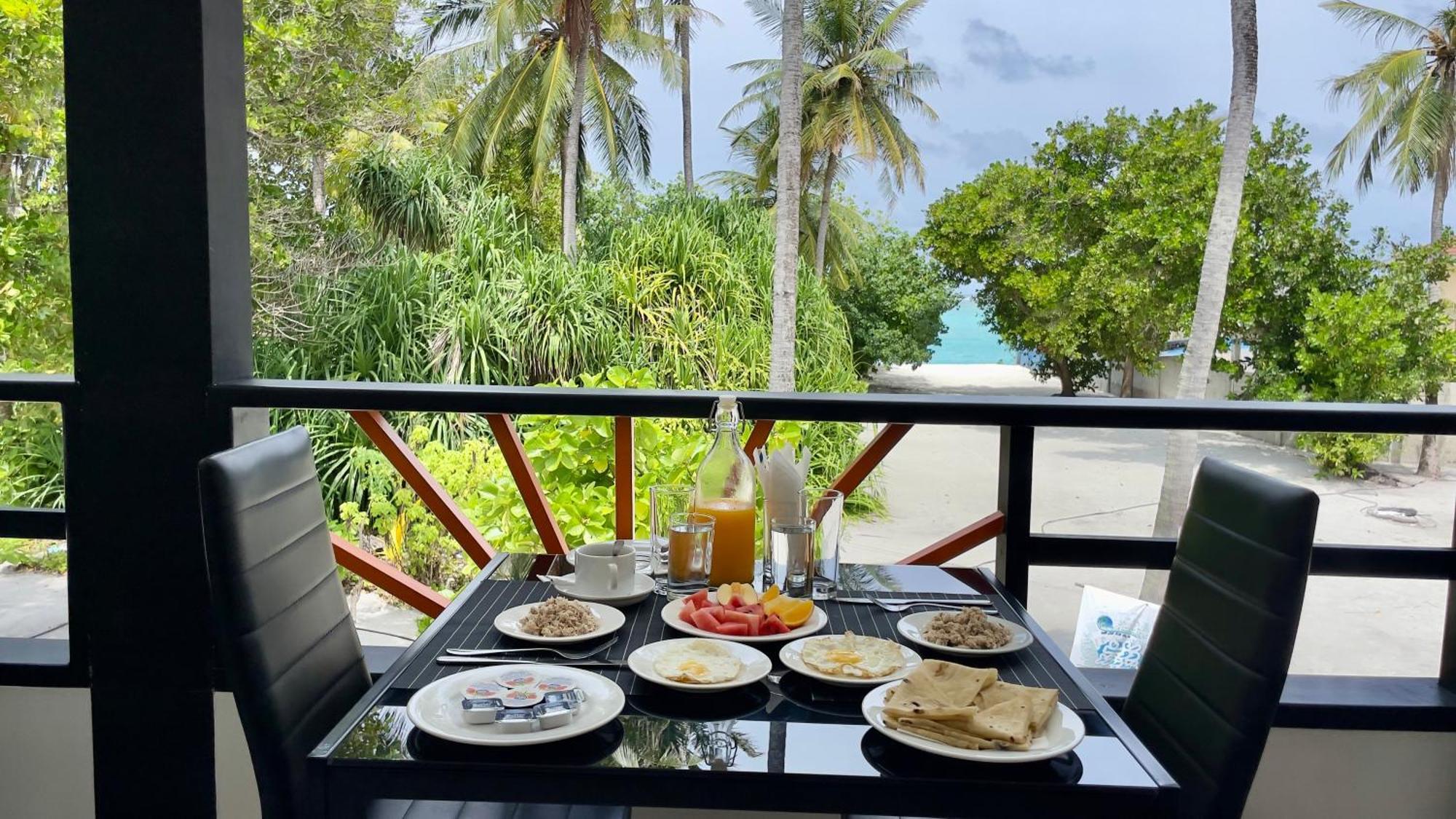 Sunset Beach Stay At Mathiveri Esterno foto